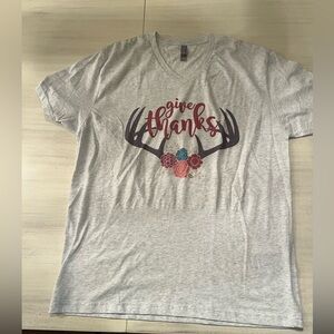 NWOT NEXT LEVEL apparel Give Thanks Thanksgiving v neck shirt XL